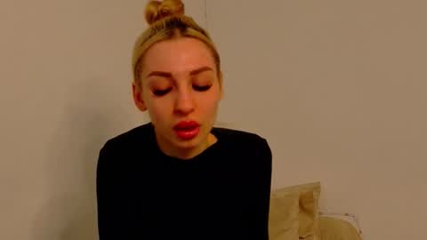 Anastasia online show from 01-12-26, 05:45