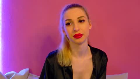 Anastasia online show from 01-19-26, 05:22