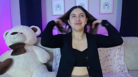 Snapshot of sia_wattson chatting on 12-14-25, 10:25 Sia online show from 12-14-25, 10:25