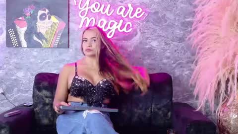 siamarlin online show from 05-09-26, 08:14