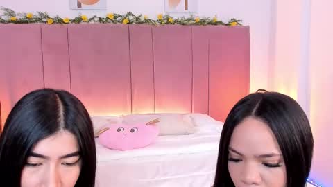 Siara and Zoe tattoo online show from 03-09-26, 10:25