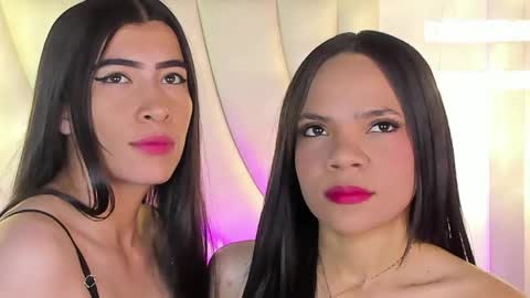Snapshot of siara_lewis_ chatting on 06-02-26, 10:34 Siara and Zoe tattoo online show from 06-02-26, 10:34