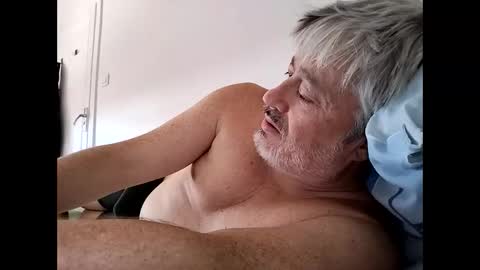 Snapshot of sibemolx chatting on 09-14-25, 12:37 sibemolx online show from 09-14-25, 12:37