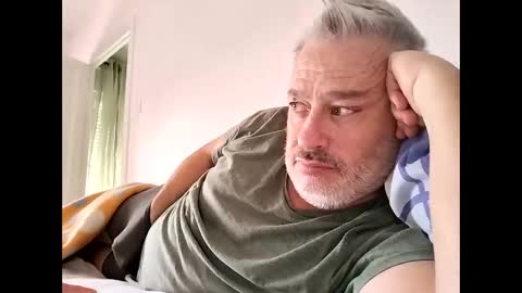 Snapshot of sibemolx chatting on 09-24-25, 11:02 sibemolx online show from 09-24-25, 11:02