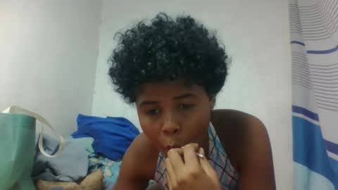 Snapshot of sidelinez chatting on 05-13-26, 02:58 sidelinez online show from 05-13-26, 02:58