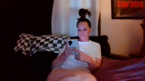 Snapshot of sidneyraee chatting on 07-08-26, 12:59 Mrs. St. Patrickk online show from 07-08-26, 12:59