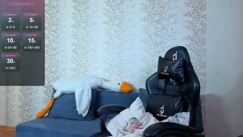 Snapshot of sidny_blush chatting on 07-07-26, 03:27 Sidny online show from 07-07-26, 03:27