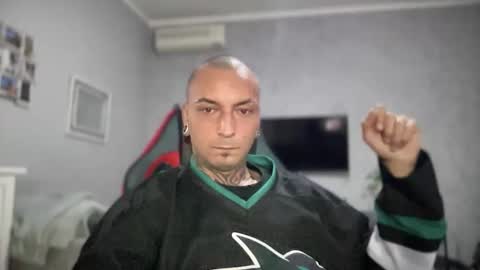 sidvicious23cm online show from 10-24-25, 05:42