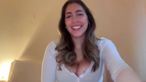 Snapshot of sieena chatting on 10-21-25, 08:42 Siena online show from 10-21-25, 08:42