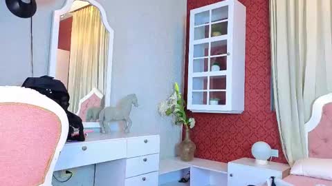 SinnaDark online show from 04-15-26, 11:17