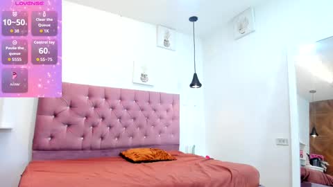 sienna_glow online show from 09-23-25, 12:08