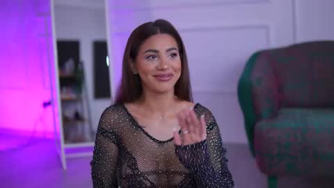 Snapshot of siennaruh chatting on 06-03-26, 10:07 Sienna online show from 06-03-26, 10:07