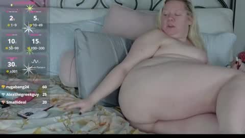 Sienna Luxx online show from 06-19-26, 09:18