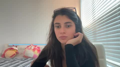 Snapshot of siensky chatting on 10-01-25, 05:30 Sienna online show from 10-01-25, 05:30