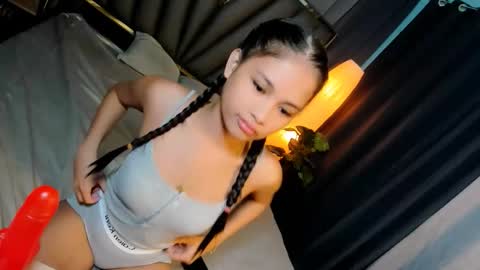 Belle online show from 09-18-25, 07:21