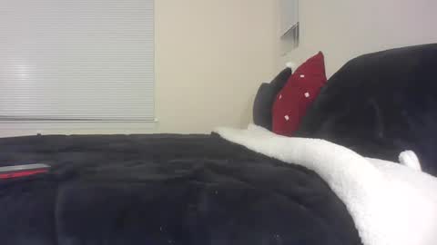 Snapshot of sifgoddess chatting on 12-23-25, 02:31 Lady Sif online show from 12-23-25, 02:31