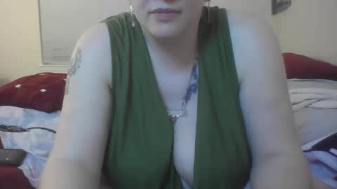 Snapshot of sifgoddess chatting on 03-09-26, 02:26 Lady Sif online show from 03-09-26, 02:26