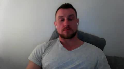 Snapshot of siggurd7one chatting on 12-27-24, 04:43 Orlando online show from 12-27-24, 04:43