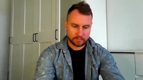 Snapshot of siggurd7one chatting on 10-10-25, 07:40 Orlando online show from 10-10-25, 07:40