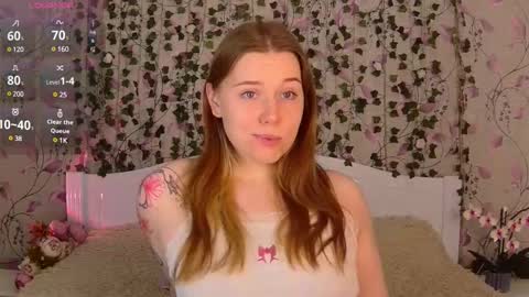 Snapshot of silent_princesses chatting on 02-14-25, 04:58 Chloe online show from 02-14-25, 04:58