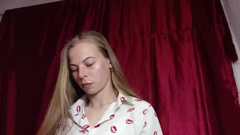 JULIANA online show from 03-29-26, 07:14