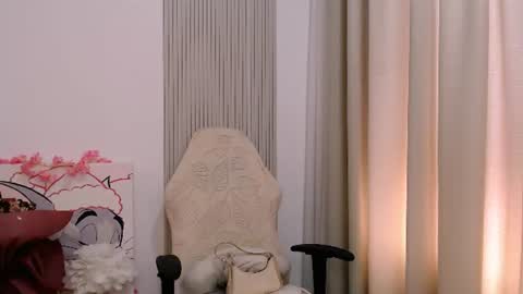 silk_ann online show from 07-10-26, 08:18