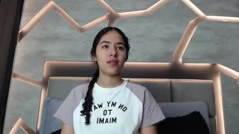 Snapshot of silknyx chatting on 03-12-26, 02:23 silknyx online show from 03-12-26, 02:23