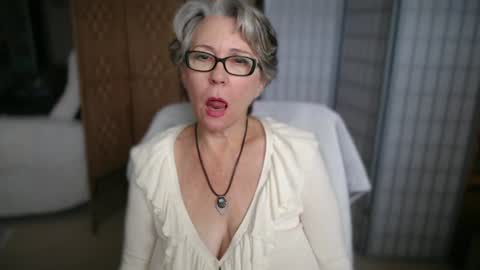 Snapshot of silky_petra2 chatting on 07-02-26, 08:26 petra daniels online show from 07-02-26, 08:26