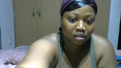 Snapshot of silkyandmaster chatting on 03-02-26, 09:21 silkyandmasterr online show from 03-02-26, 09:21