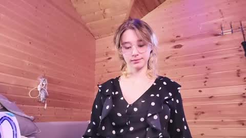 Snapshot of silva_tailll chatting on 04-19-26, 03:44 silva online show from 04-19-26, 03:44