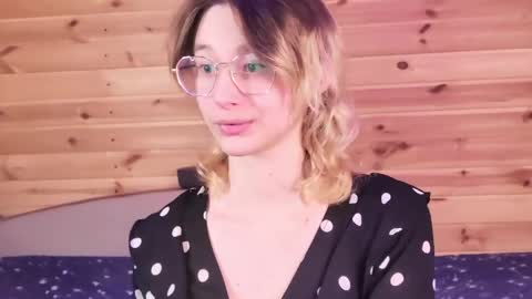 Snapshot of silva_tailll chatting on 04-19-26, 06:10 silva online show from 04-19-26, 06:10