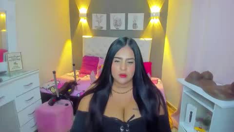 Snapshot of silvana_cruzz chatting on 10-05-25, 03:05 Silvana cruzzz online show from 10-05-25, 03:05