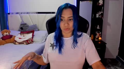   powder    online show from 01-04-25, 01:42