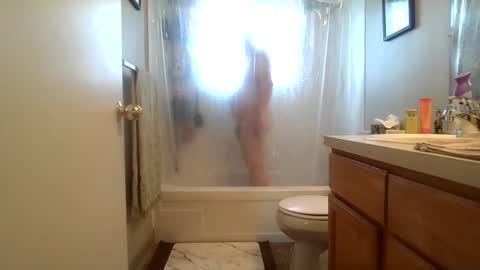 silverdragon70 online show from 09-27-25, 08:03