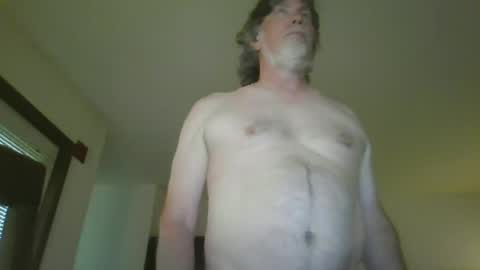 Snapshot of silverfunfox chatting on 06-24-26, 09:25 silverfunfox online show from 06-24-26, 09:25