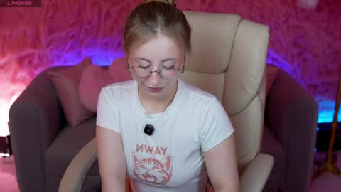  Kristina Kris  online show from 05-17-26, 06:44