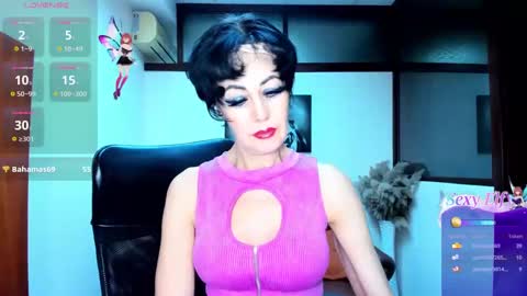 Silvia Wallec online show from 01-31-25, 10:10