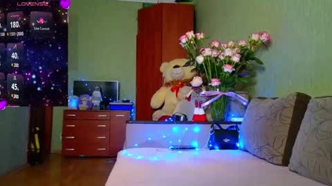 miss Anna online show from 12-26-24, 07:16