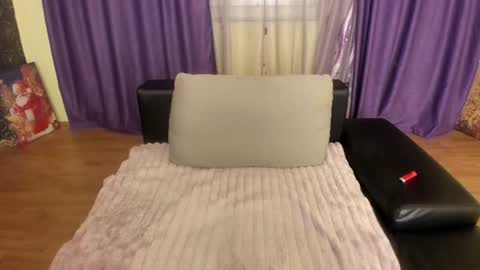Silvya online show from 06-13-26, 08:18