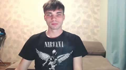 Snapshot of simbo_cool chatting on 10-19-25, 05:13 Simba online show from 10-19-25, 05:13