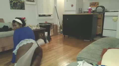 Snapshot of siminfox chatting on 11-28-25, 02:14 Simin Fox online show from 11-28-25, 02:14