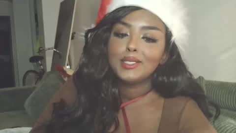 Snapshot of siminfox chatting on 12-02-25, 03:34 Simin Fox online show from 12-02-25, 03:34