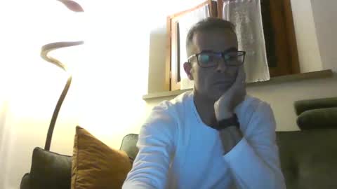 Snapshot of simmeturbate chatting on 09-22-25, 09:28 Italiandaddyitalydickassbottomassholecomshowmasturbatenudeboyitalyatleticcutemuscolarhardcockdickboy online show from 09-22-25, 09:28