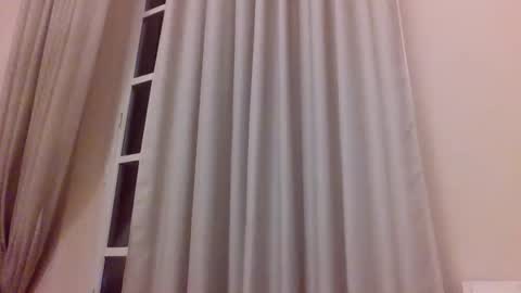 Snapshot of simmeturbate chatting on 11-10-25, 04:39 Italiandaddyitalydickassbottomassholecomshowmasturbatenudeboyitalyatleticcutemuscolarhardcockdickboy online show from 11-10-25, 04:39