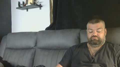 simon_8510 online show from 08-01-26, 04:23