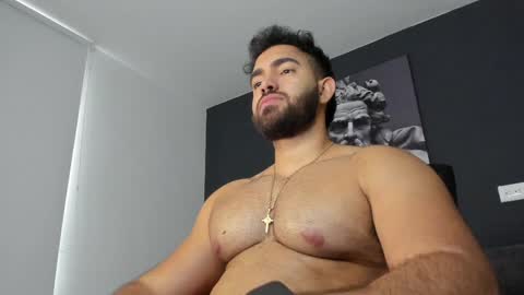 simon_leon01 online show from 01-10-25, 10:04