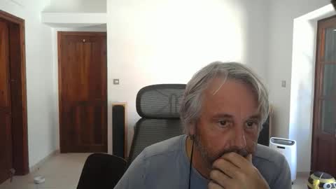 Simon online show from 05-09-26, 08:41