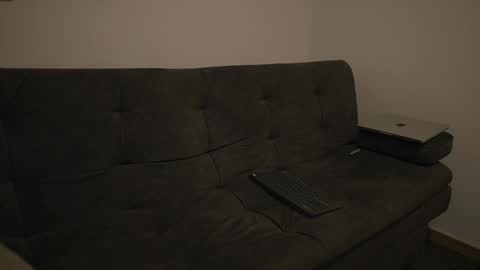 Snapshot of simoon_01 chatting on 09-15-25, 03:06 SIMOON online show from 09-15-25, 03:06