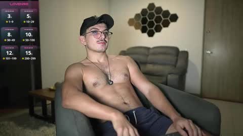 Snapshot of simoon_01 chatting on 10-26-25, 06:08 SIMOON online show from 10-26-25, 06:08