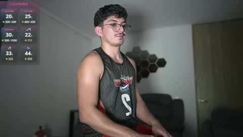 Snapshot of simoon_01 chatting on 10-31-25, 05:30 SIMOON online show from 10-31-25, 05:30